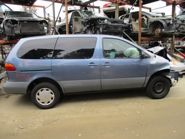 1998 TOYOTA SIENNA LE SKY BLUE 3.0L AT Z17614